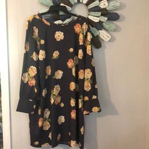 ⭐️⭐️ Gorgeous Loft Plus Size Dress⭐️⭐️